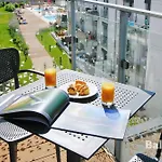 Balticon Nadmorskie Tarasy Hotel apartamentowy 3*